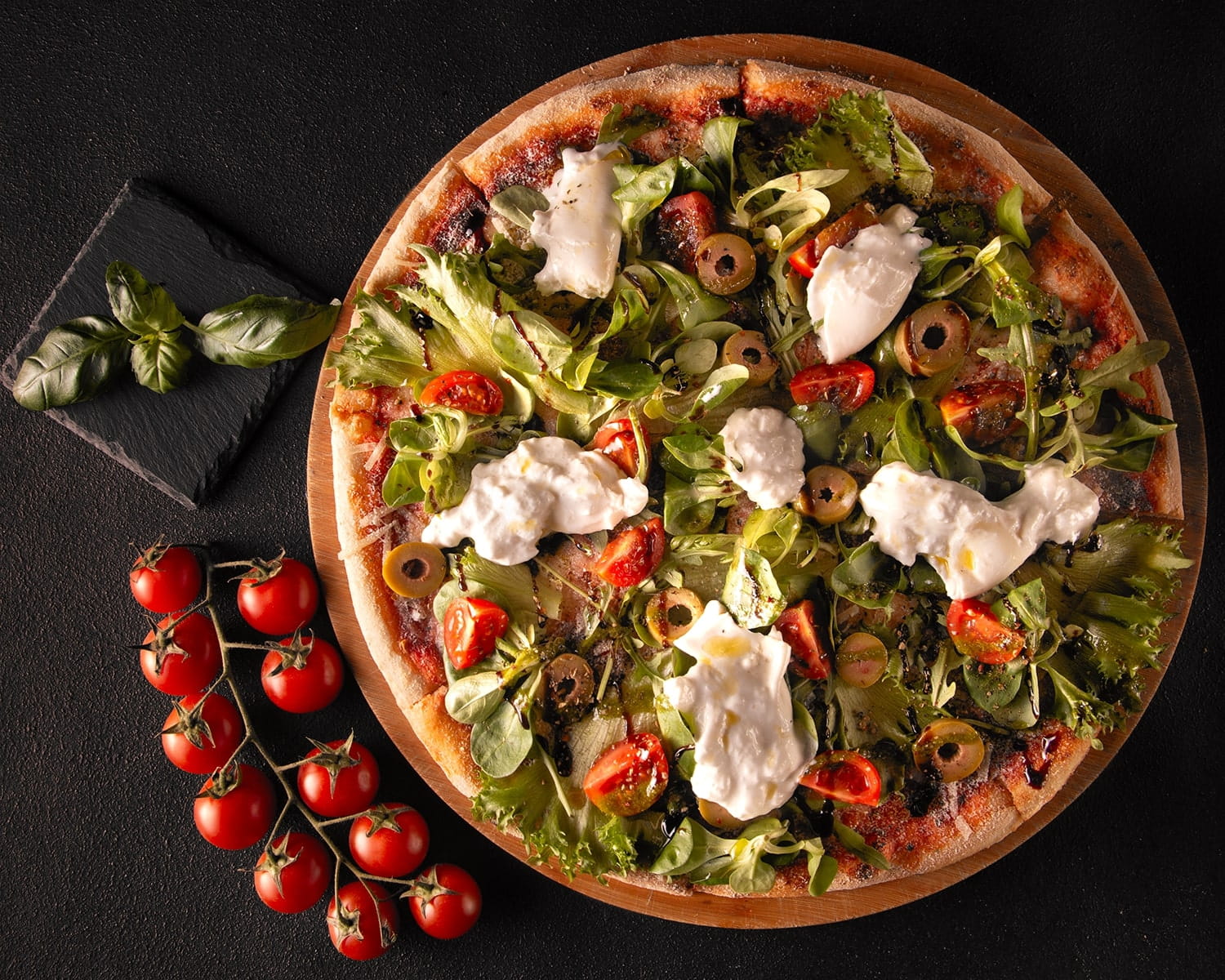 Burrata Con Verde Pizza